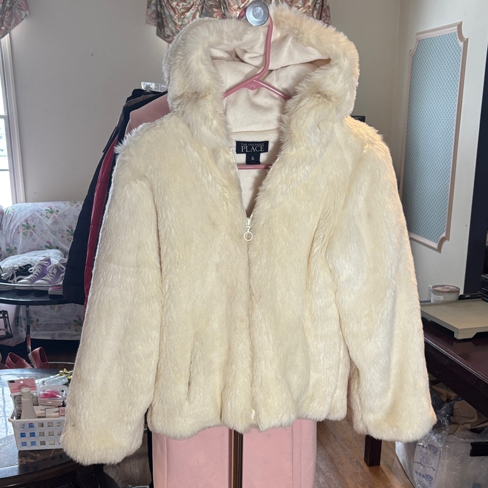 Off - white hooded faux kids coat for winter